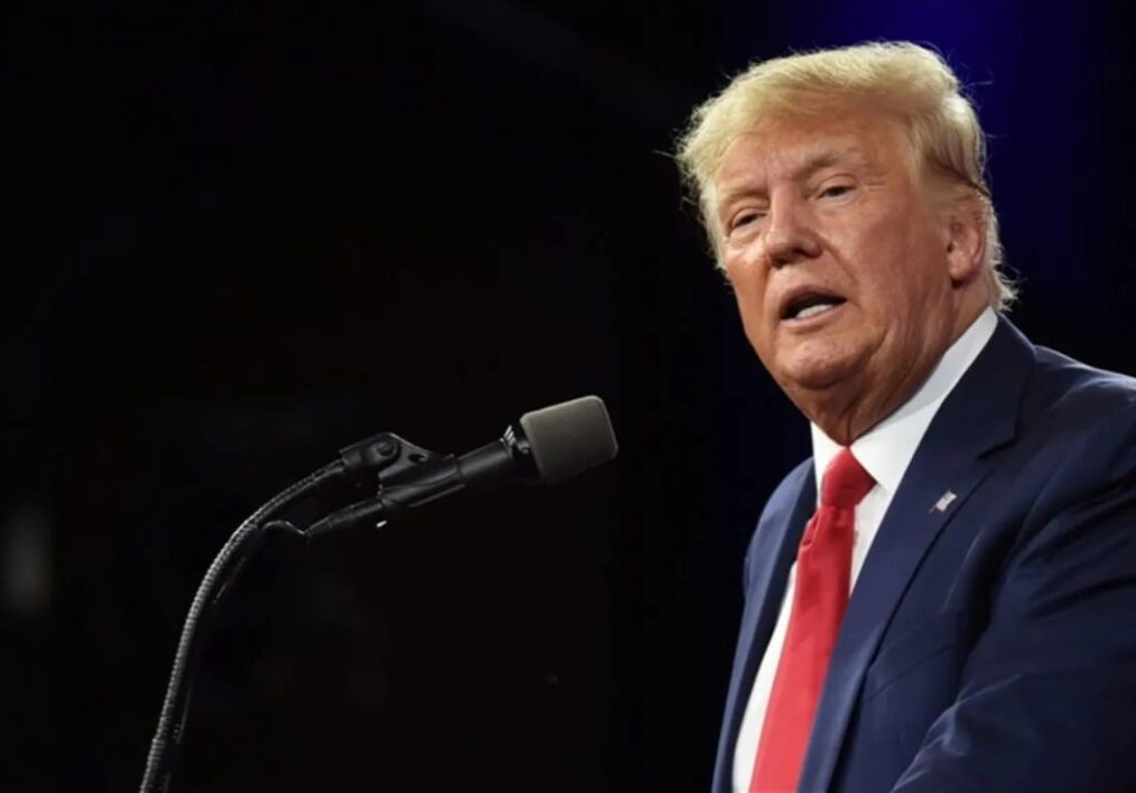 Presiden Trump umumkan tarif 32 persen