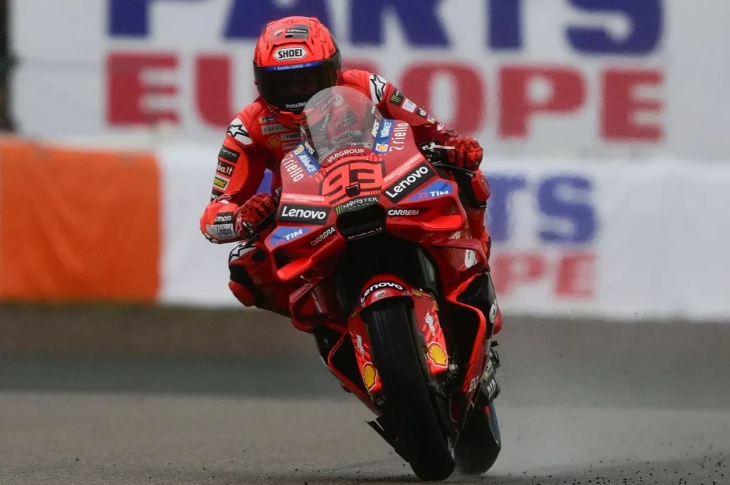 Marc Marquez merayakan kemenangan di MotoGP Jerman 2025